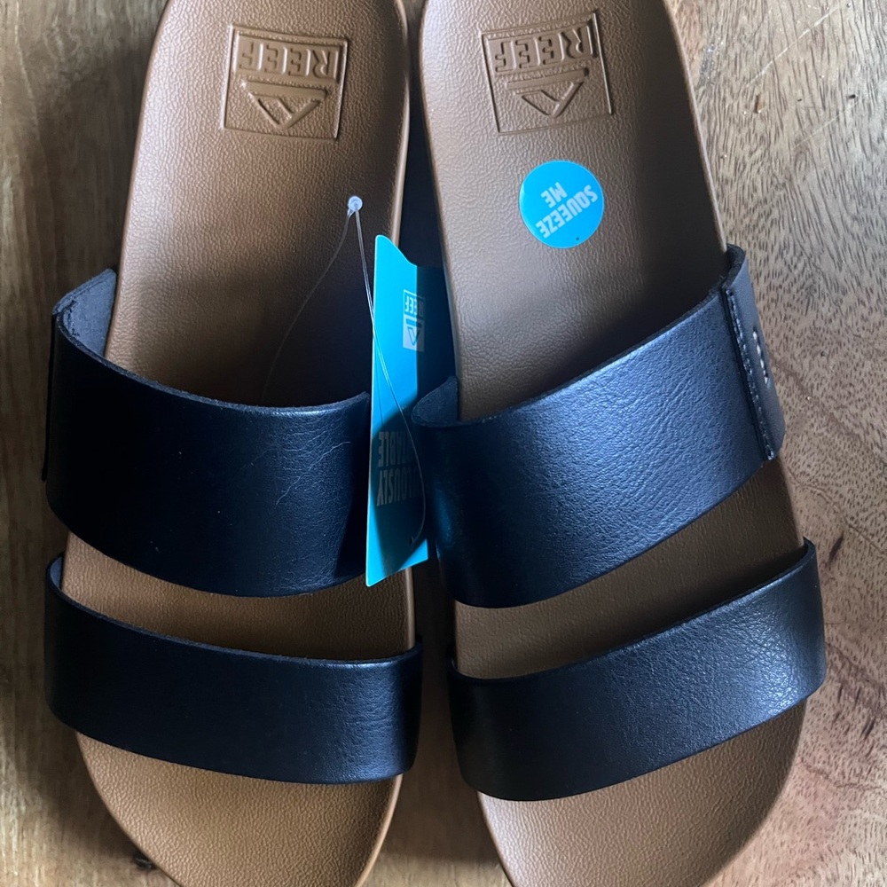 Reef Black and Brown Women's Sandals - Picture 3 of 3